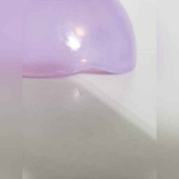 Light purple iridescent bowl - Picture 8 of 8